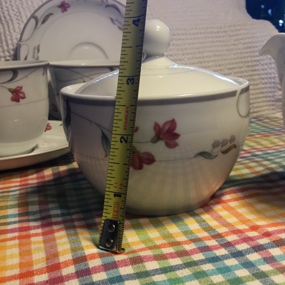 Christopher Stuart Fine China Melrose Set of 2 Cups 2 Saucers Creamer Sugar Bowl - Picture 12 of 16